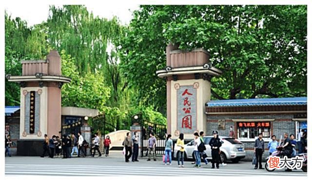 【历史故事】成都29年前的老照片，记载了当时的真实情况，有几张你认识？