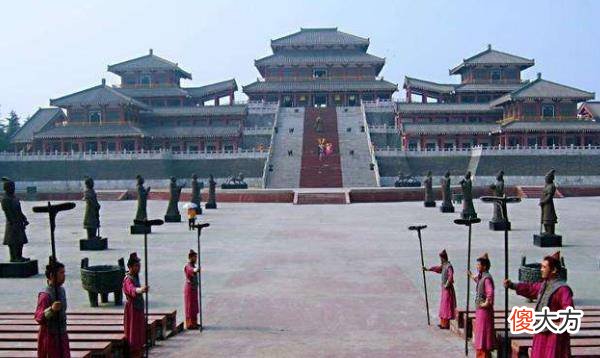 【历史故事】陕西宝鸡一封土堆大墓发现神秘令牌，内部豪华程度堪比二宫殿
