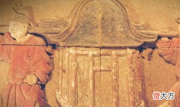 【历史故事】陕西宝鸡一封土堆大墓发现神秘令牌,内部豪华程度堪比二宫殿