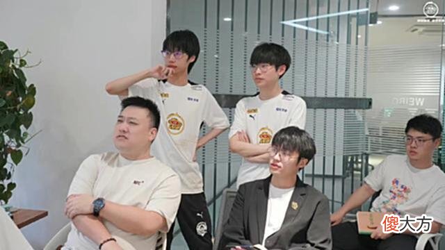 【游戏迷】KPL选手巅峰赛分数曝光：AG久诚、爱思低到离谱，eStar人均排第1