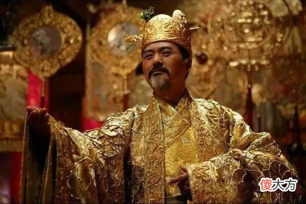 【历史故事】听邻居念了一首诗，富豪变卖家产，带着全家老小离开了家乡
