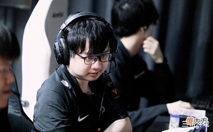 【游戏迷】WBG2-0OMG,Sofm拿到波比之后,终于不再迷路,Angel还是缚地灵