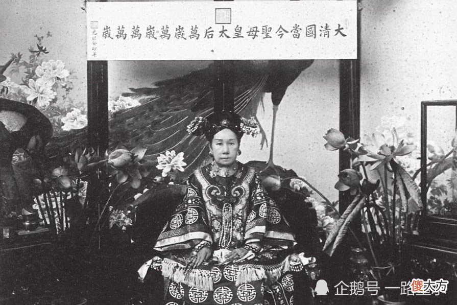 【爱历史】一言惊醒梦中人。李鸿章花了十二年，才说服清政府同意修电报