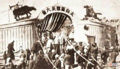 【爱历史】解放战士成英雄！陈赓一猫腰，抱起战士身躯，举上肩头