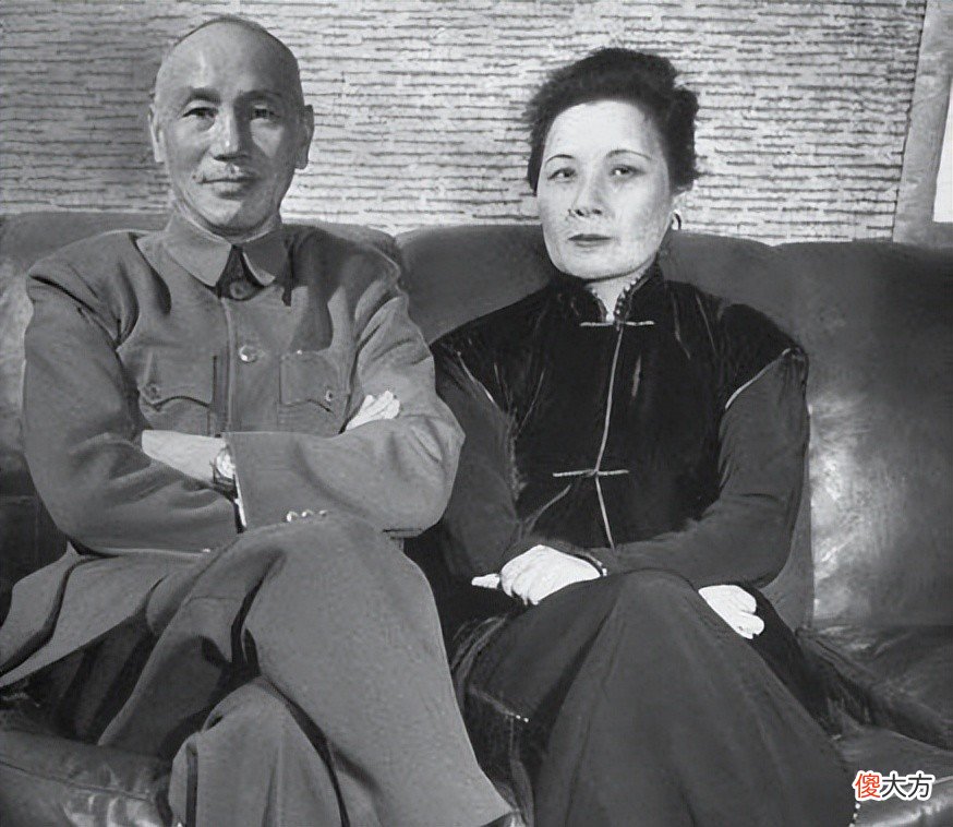 【历史故事】蒋介石晚年秘闻：1969年81岁遭遇车祸，死因或与宋美龄有关