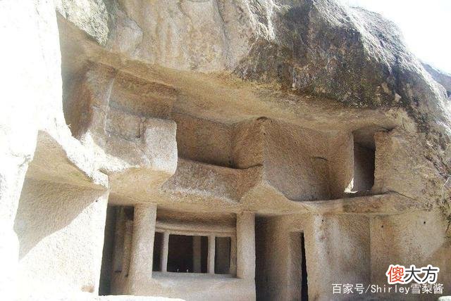 中国唯一的矮人部落崖居，自带千年谜团，被称中华第一大迷宫