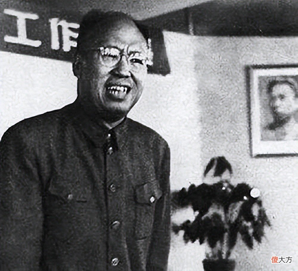 【爱历史】李作鹏积极请战，却迟迟打不开局面，罗荣桓说自己用人不当