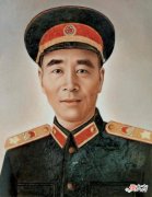 【爱历史】林彪有什么爱好吗？闻酒不喝酒，爱听京剧却从不哼哼，独爱炒黄豆