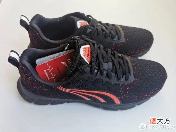 【就爱时尚】跑鞋测评 篇十三：第一双跑鞋，多威临界或许是你的选择