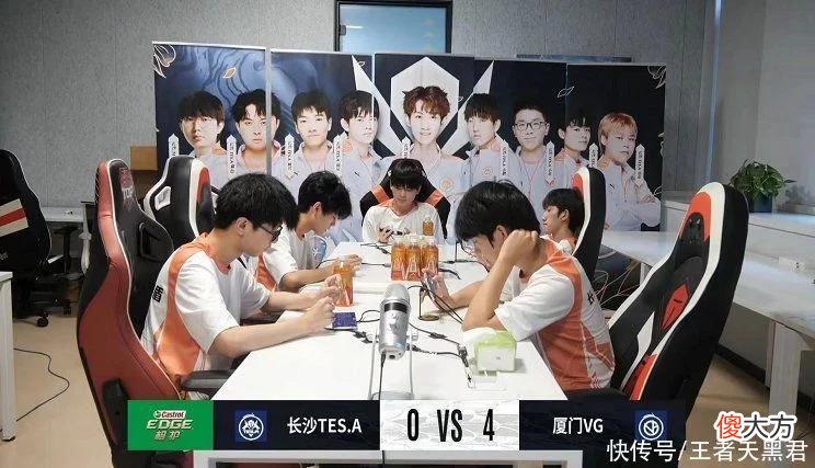 【游戏迷】回看湘军离开TES，纯属“三输”局面，老东家和现东家都成了B组
