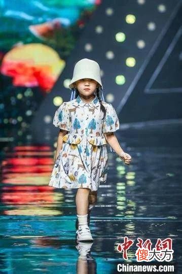 【时尚一点】第五届CCFW中国国际儿童时尚周引领新时代儿童潮流消费