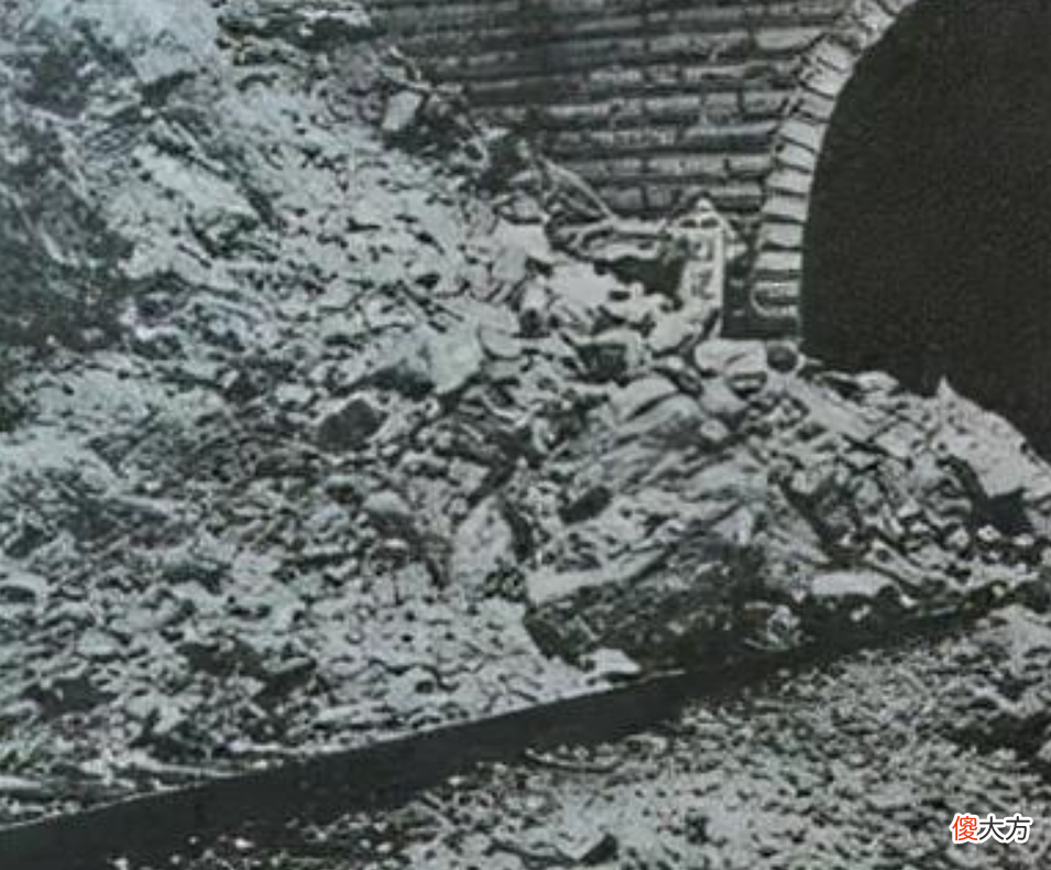 【历史故事】沙俄哨兵阿沙廖夫，被埋地下军需库9年，出来后一心寻找心上人