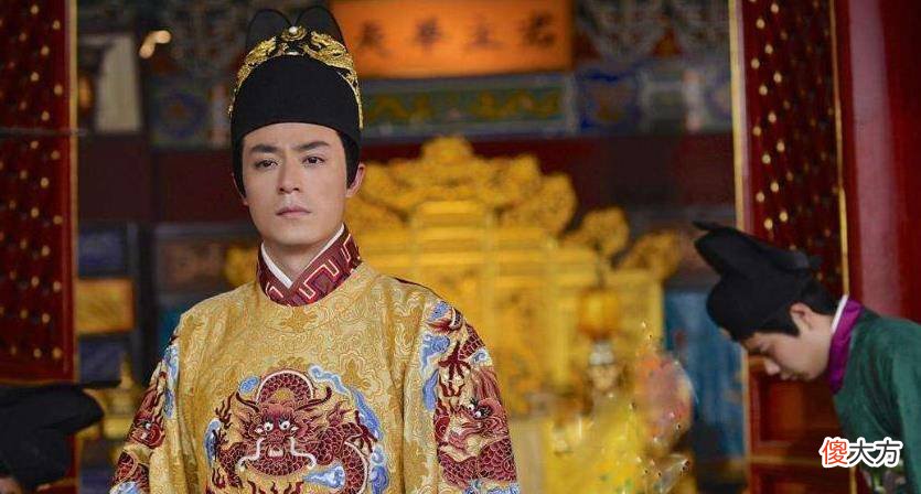 【历史故事】为什么秦始皇偏爱黑色龙袍？