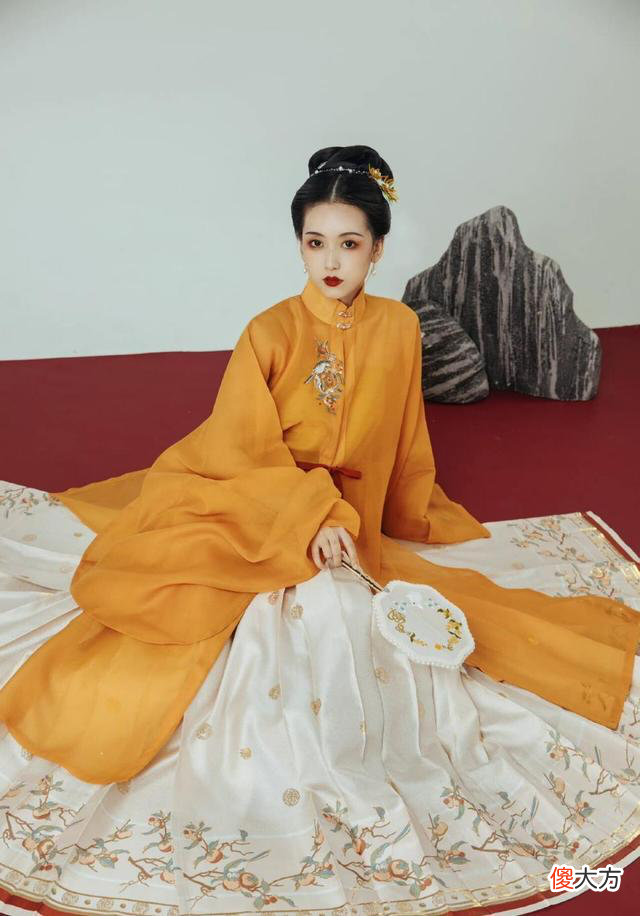 【就爱时尚】“马面裙”究竟有多惊艳？随便一件，都能“吊打”Dior！