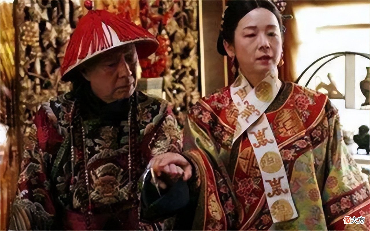 【爱历史】李莲英真实照片曝光：满脸脓包，面相阴狠，为何却独得慈禧恩宠？