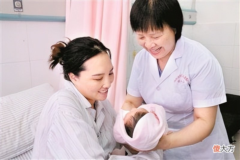 心理学教授：生完孩子后，不建议婆婆侍候月子，这个人更合适