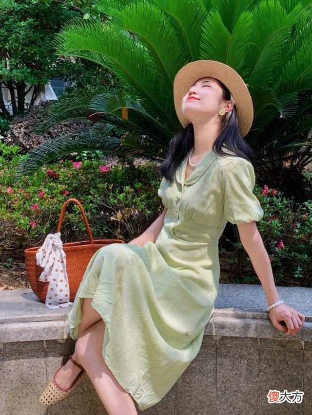 【就爱时尚】盛夏七月，4套基础款的日常穿搭，照着穿清凉舒爽又洋气时尚