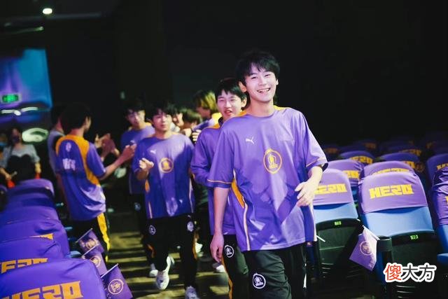 【游戏世界】XYG对阵Hero是真正的“生死局”，关乎XYG3个去向：升S保A或者掉B