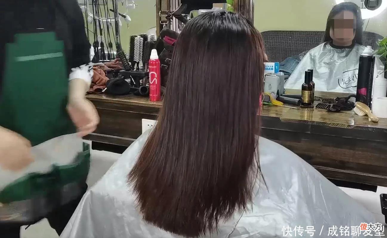 【就爱时尚】刚烫的头发不满意可以洗直吗？看这三点，你就明白该怎么做了