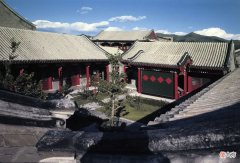 【历史故事】鲁迅当年买下一套北京四合院，家人不满，为何与日本弟媳闹不和？