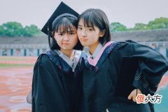 梦见老师和同学