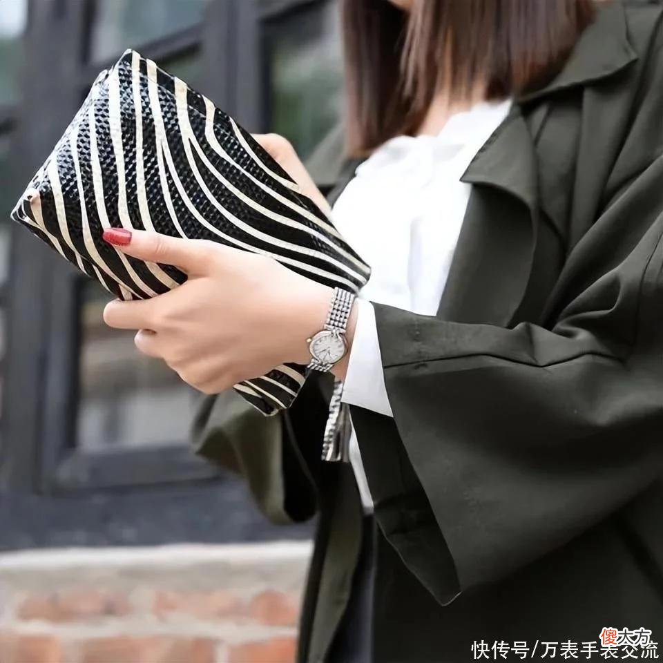 【就爱时尚】七夕送欧米茄和卡地亚的男人不一定深情，但一定有实力
