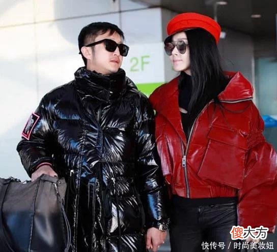 【就爱时尚】邹市明老婆冉莹颖真敢穿，休闲针织衫硬穿成紧身款，身材太吸睛