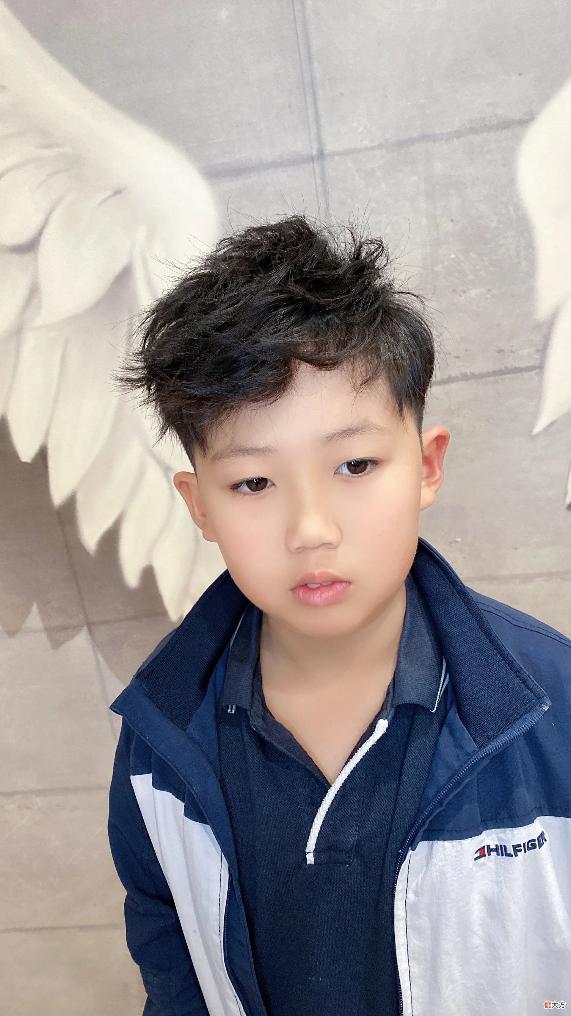 【时尚一点】暑假小男孩发型怎么剪？爆款发型送给你，想不帅都难