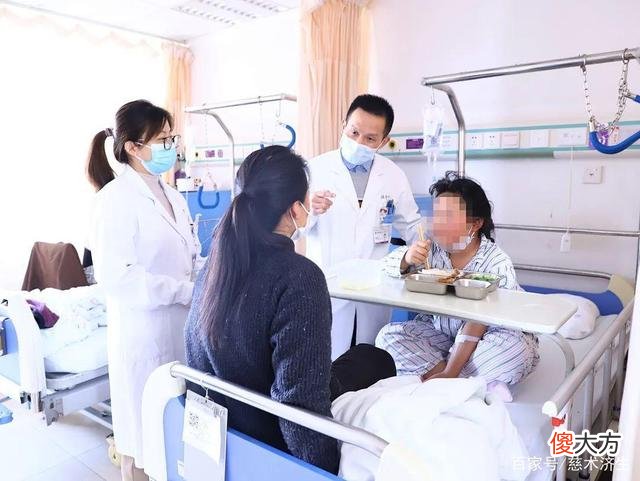 9岁女孩突然“双目失明”，上海德济陈伟民主任治疗仅3天重见光明