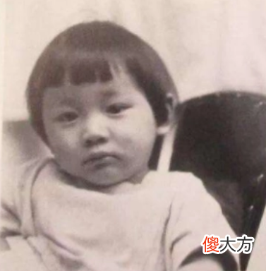 【爱历史】徐志摩幼子3岁夭折，爹要打掉他娘想带他自杀，爷爷不给医药费