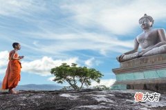 梦见拜神磕头