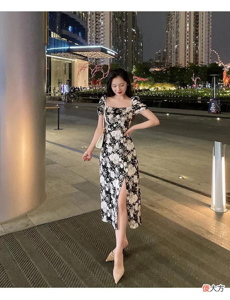 【时尚一点】法式风格的碎花裙花朵印在在了裙子底布上,别致图案让人眼前一亮女人味十足