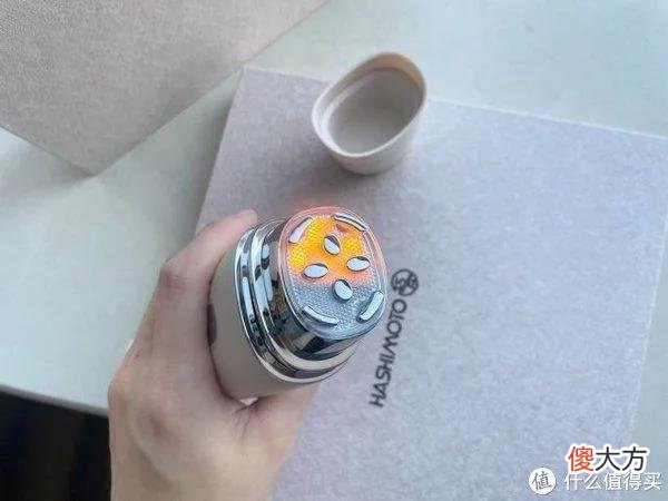 【时尚一点】Hashimoto巧本双头美容仪测评：年轻密码本，让我重返少女时代