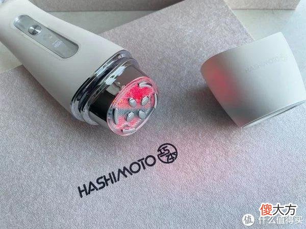 【时尚一点】Hashimoto巧本双头美容仪测评：年轻密码本，让我重返少女时代