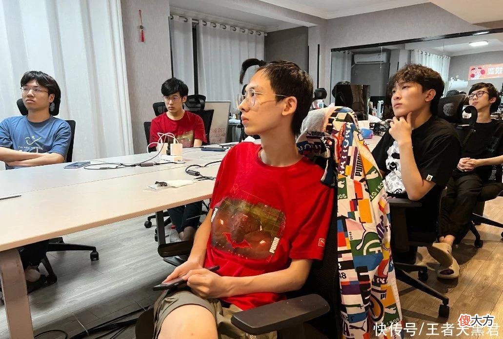 【游戏迷】KPL夏季赛三阶段赛程出炉，AG掉A还有三场黄金档，XYG一场都没有