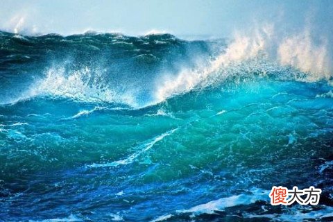 梦见江水波涛汹涌
