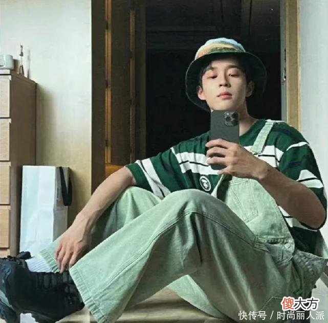 【就爱时尚】背带裤可不仅仅只有时髦感!显瘦效果也是杠杠的,这几种穿法特潮