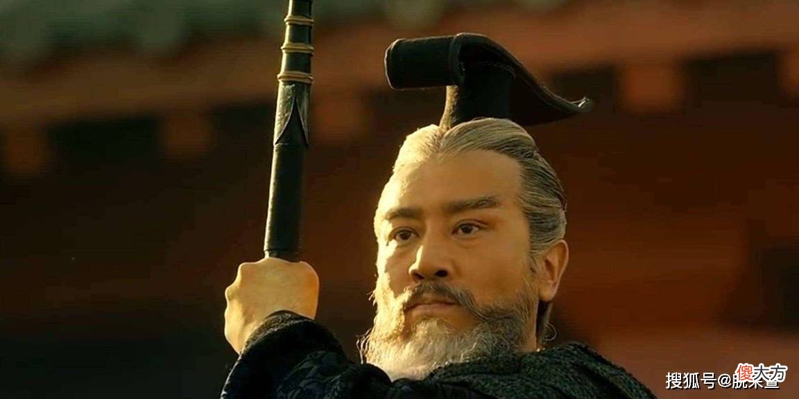 【历史故事】诸葛亮死后司马懿权倾天下，曹家三代人白白为他做嫁衣