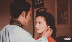 【历史故事】《红楼梦》中，贾琏对王熙凤有过恩爱吗？