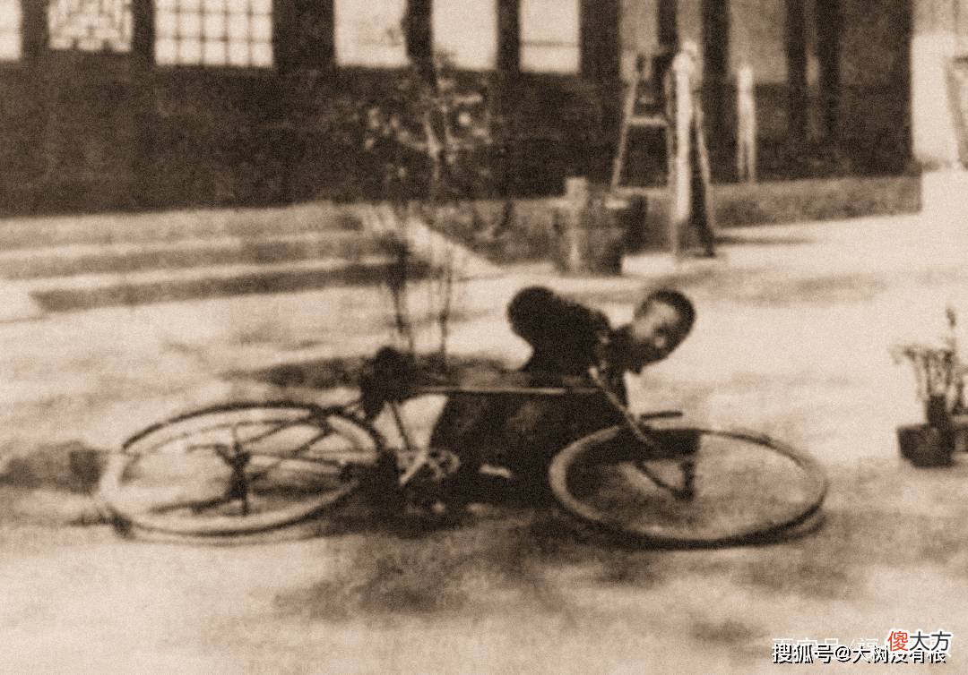 【历史故事】末代皇帝溥仪年轻时候的老照片