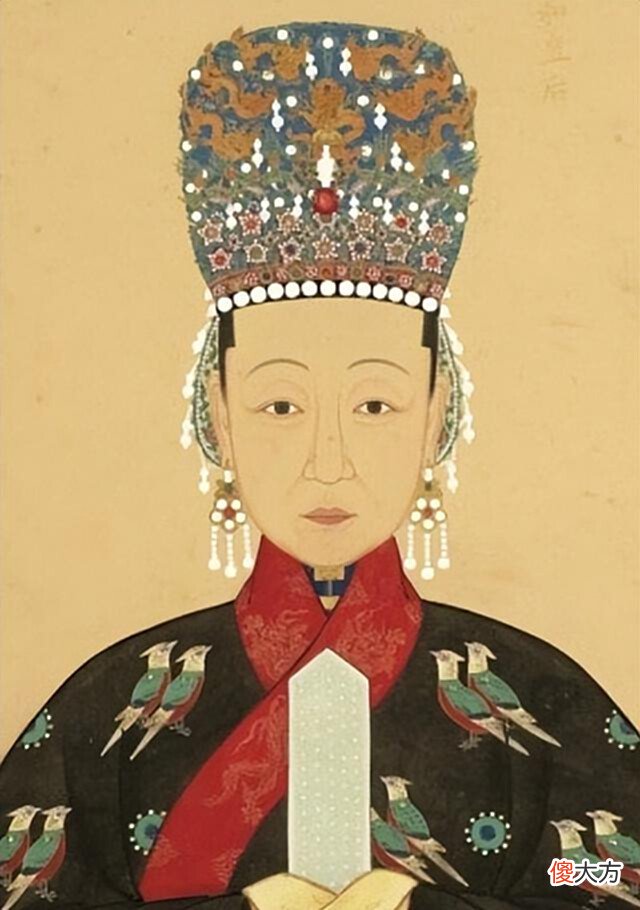 【历史故事】清宫冷知识：皇后见到前辈“皇贵太妃”要行礼请安吗？