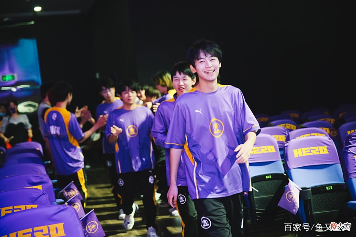 【游戏世界】TTG三亚五人组首发，Hero梦回2021春决，网友：看久哲的巅峰阵容