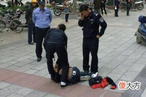 梦见警察到处抓人