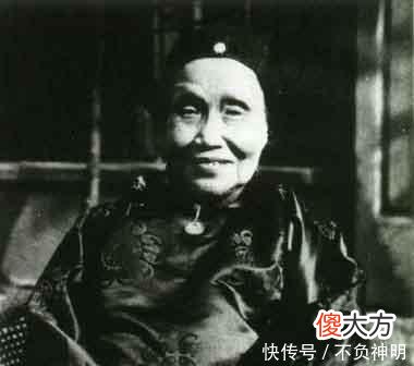【爱历史】曾国藩死后 左宗棠为什么对他的后人百般照顾!