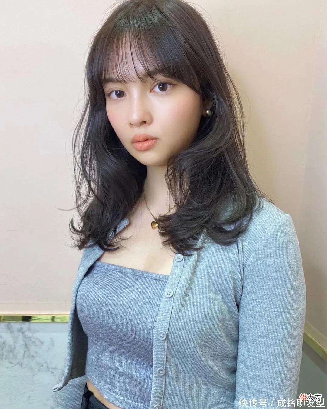 【时尚一点】40岁的女人一定要选对发型，按这三种方法选择发型，长发短发好看