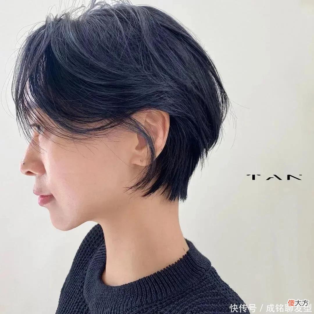 【时尚一点】40岁的女人一定要选对发型，按这三种方法选择发型，长发短发好看