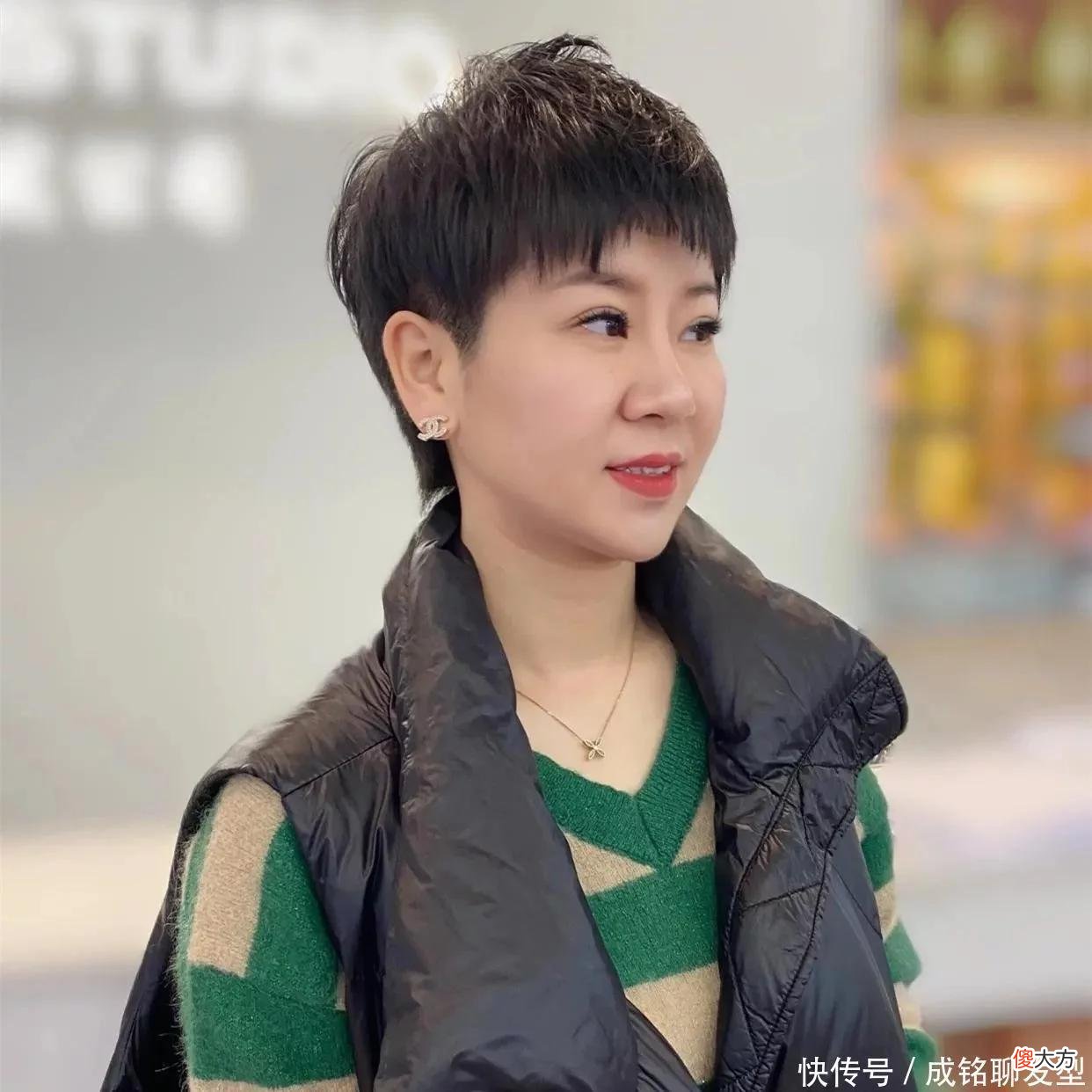 【时尚一点】40岁的女人一定要选对发型，按这三种方法选择发型，长发短发好看