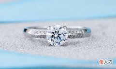 【就爱时尚】一般婚戒多少钱？克拉钻戒算普通婚戒吗？预算要多少？