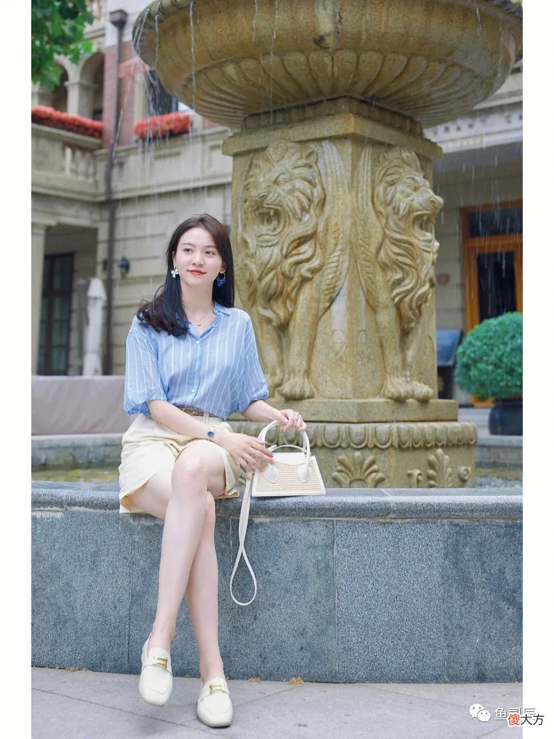 【就爱时尚】30~40岁女人该如何穿?切记穿“紧身衣”,穿这7套就够,高级时髦