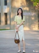 【就爱时尚】30～40岁女人该如何穿？切记穿“紧身衣”，穿这7套就够，高级时髦